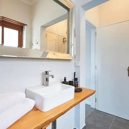 Casa Da Terra, Colares